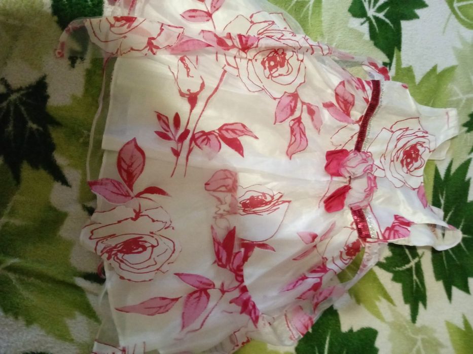 Платье на девочку