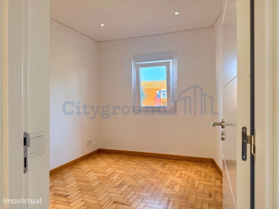 T2 totalmente remodelado e a estrear, com varanda | Olivais, Lisboa