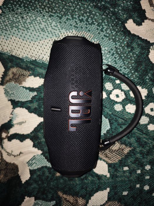 колонка JBL charge 6