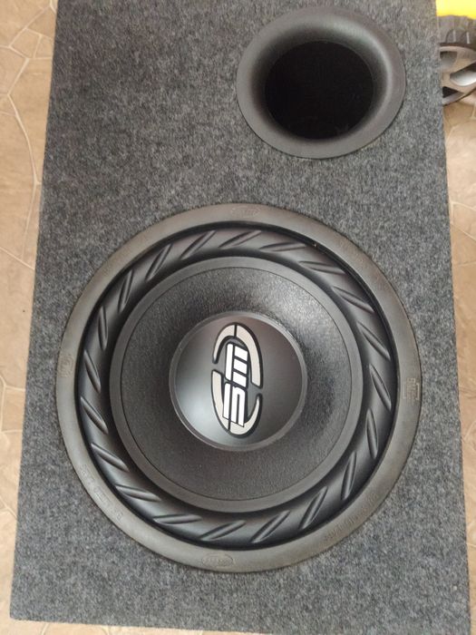 Sprzedam Subwoofer samochodowy Boschmann