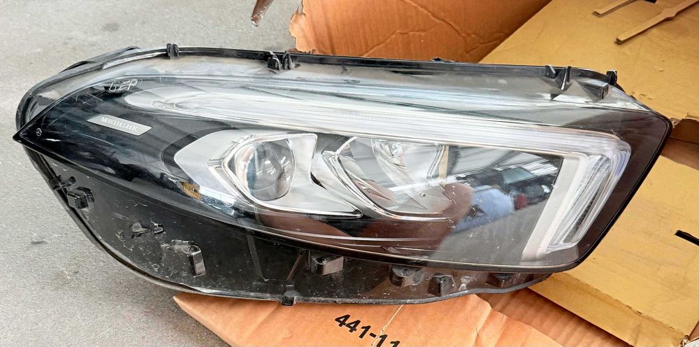 Optica direita MERCEDES-BENZ A-CLASS (W177)