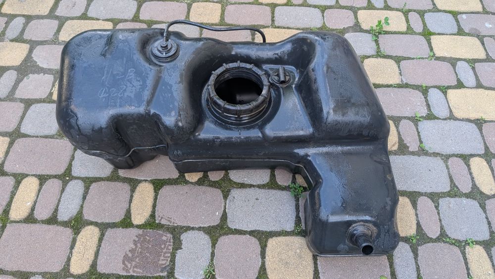 Daewoo Matiz пластиковий Паливний бак орігінал бензобак Део Матіз