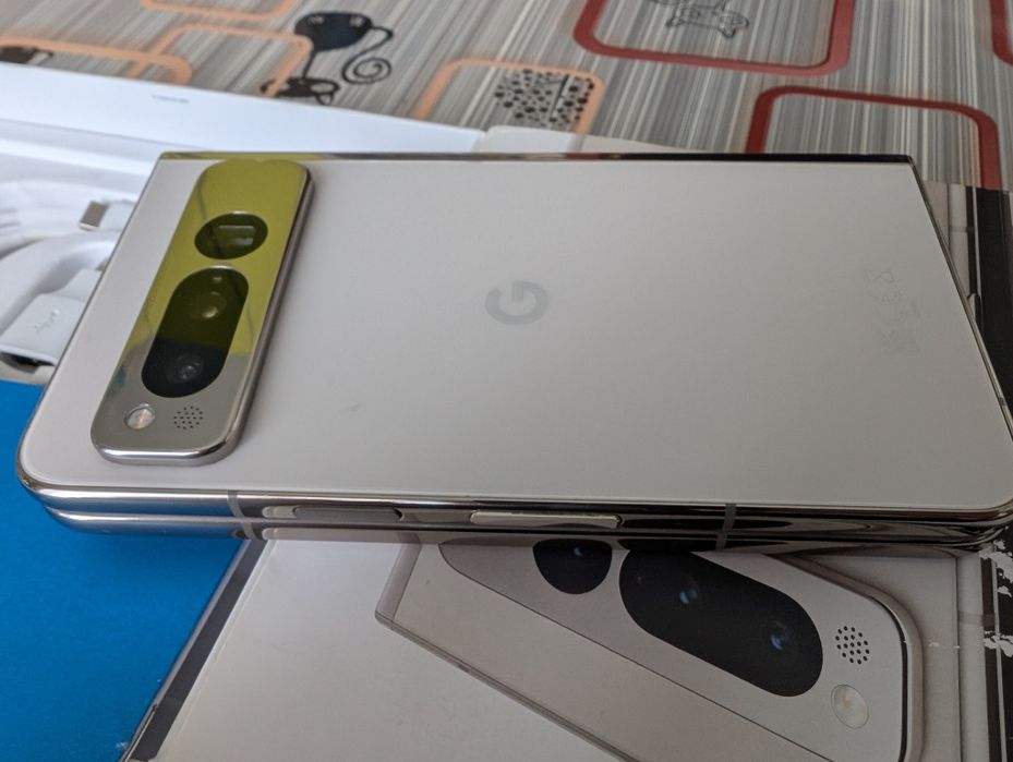 Google Pixel Fold 12-256Gb/Neverlock/2-Sim/NFC/Без Дефектів/
