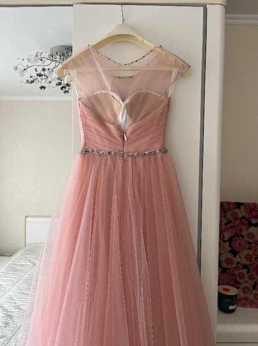 Випускна Сукня, Сукня Pollardi