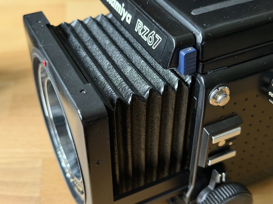 Mamiya RZ67 + Sekor Z 180 mm W-N + kaseta
