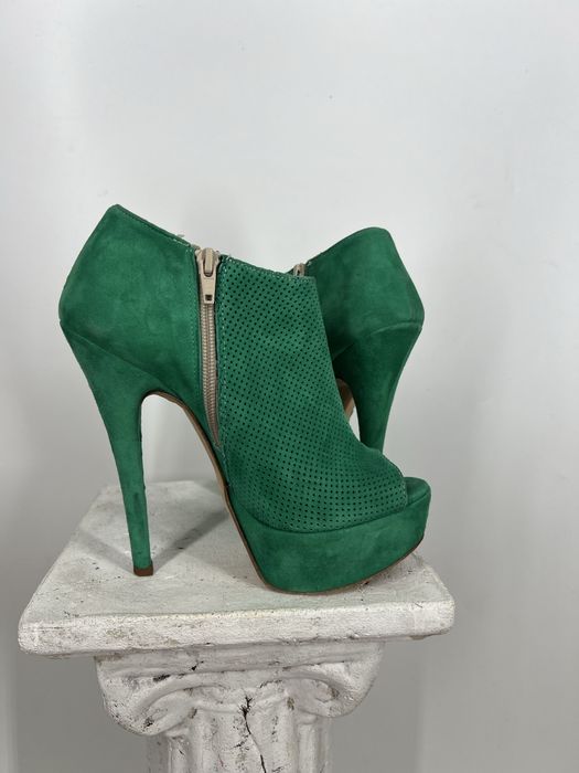 Zielone botki zamszowe na platformie high heels