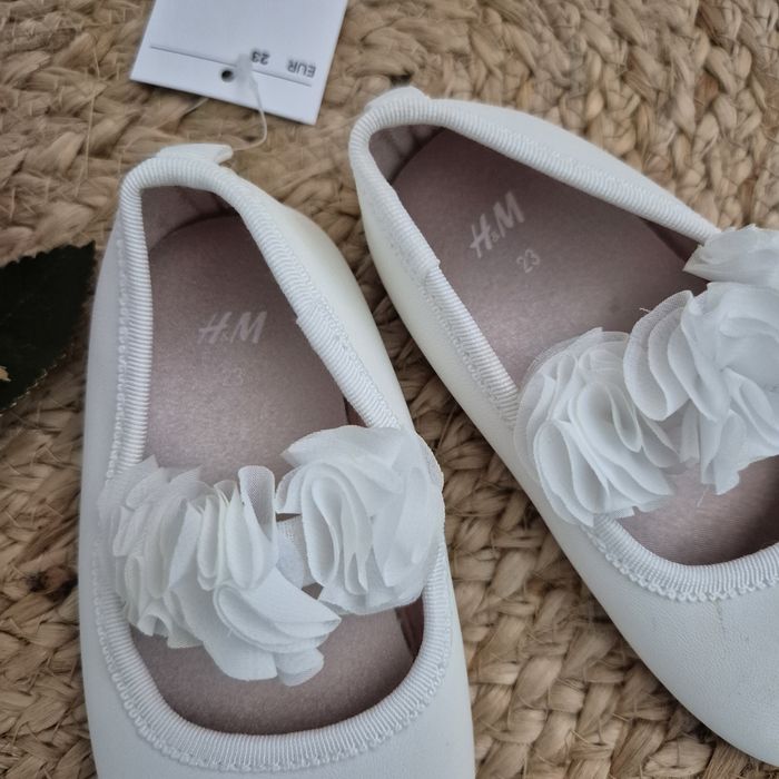 H&M * nowe * balerinki * Białe 23
