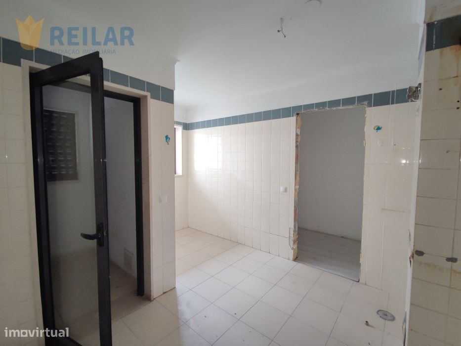 Property in Santa Clara, Lisboa