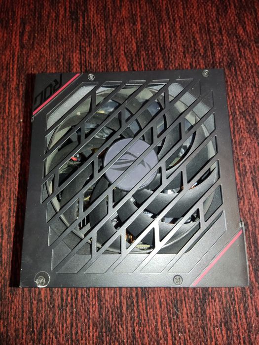 Блок живлення asus rog strix 750w 80+ gold