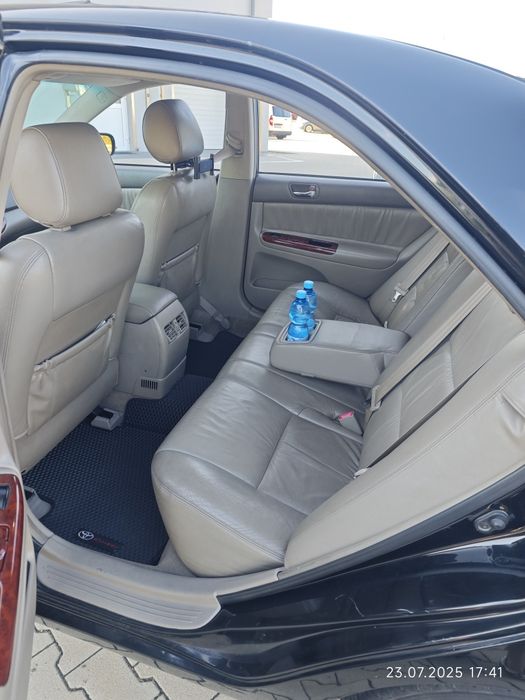 Toyota Camry 30 (2006)