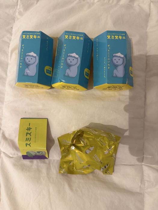 Smiski Assortment (I'm selling duplicates I have)64740608813185121