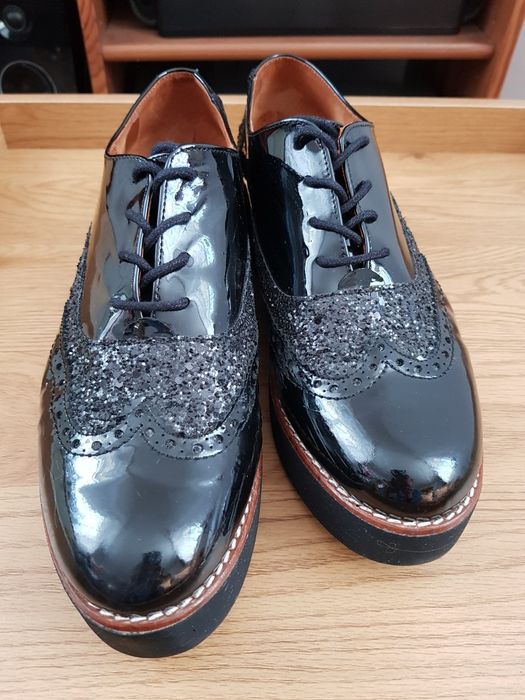 Wittchen buty półbuty eleganckie skóra sznurówki