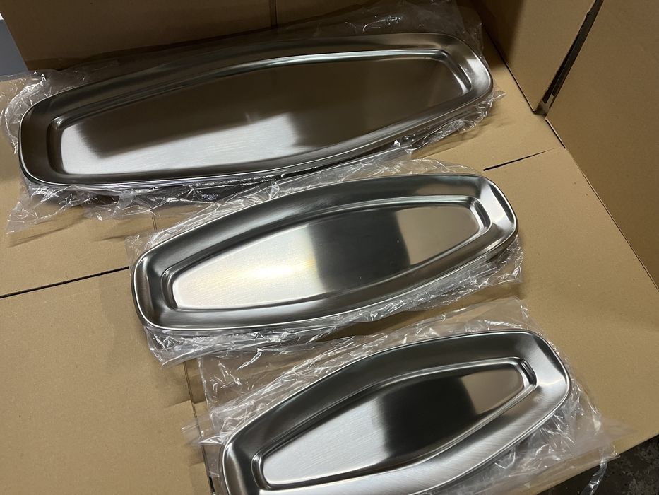 Travessas Ovais em inox conjunto de 6 unidades NOVAS