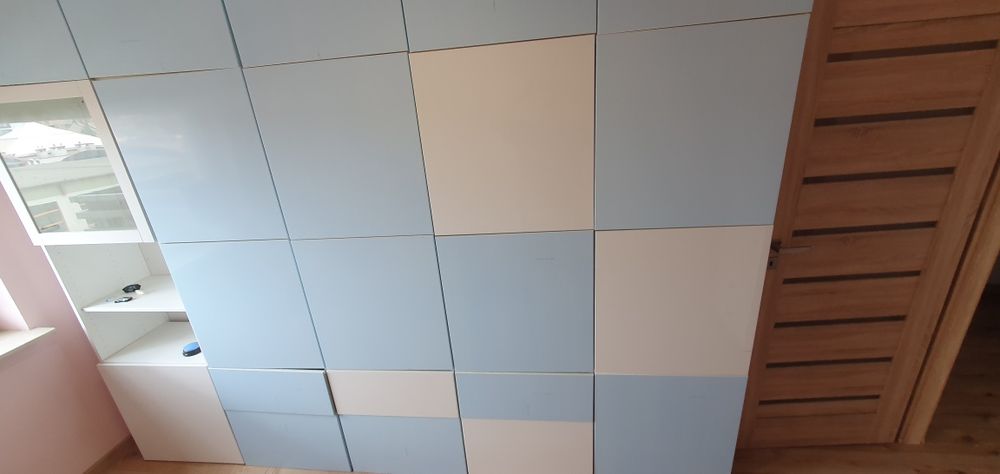 Szafka besta ikea kolor biały folia na frontach jak nowa