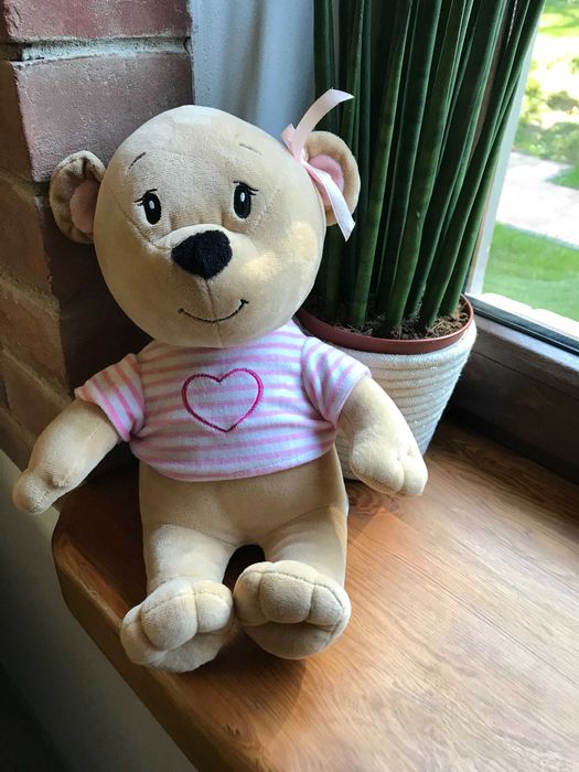 Misia pluszanka w różowej koszulce 30cm