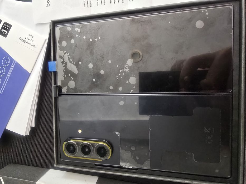 Samsung Galaxy Z Fold 7 12/256 jak nowy