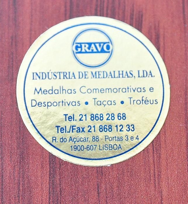 Moldura Scania em mogno e bronze