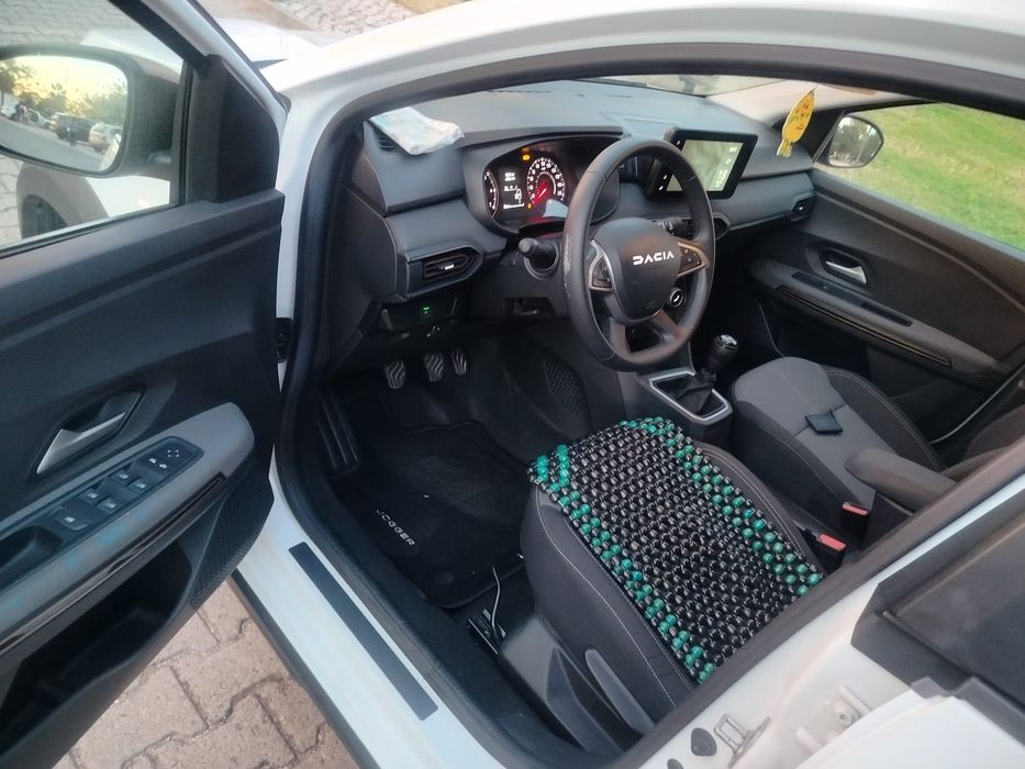 Dacia jogger 1.0 TCe ECO-G BI-FUEL 7 lugares — photo 5