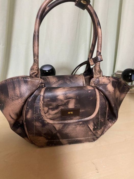 Сумка JW PEI Zoey Pockets .