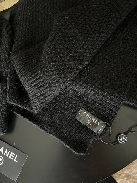 Zestaw Chanel – wełniany szalik + czapka