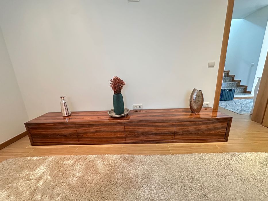 Móvel tv de Pau de ferro LAS KASAS