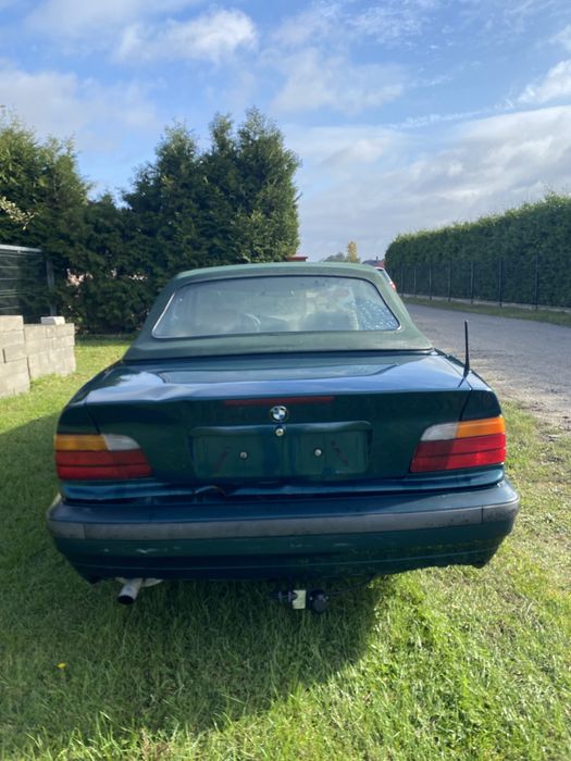 Bmw 318i.  Zero rdzy. Austria. Skóry. Oryginal