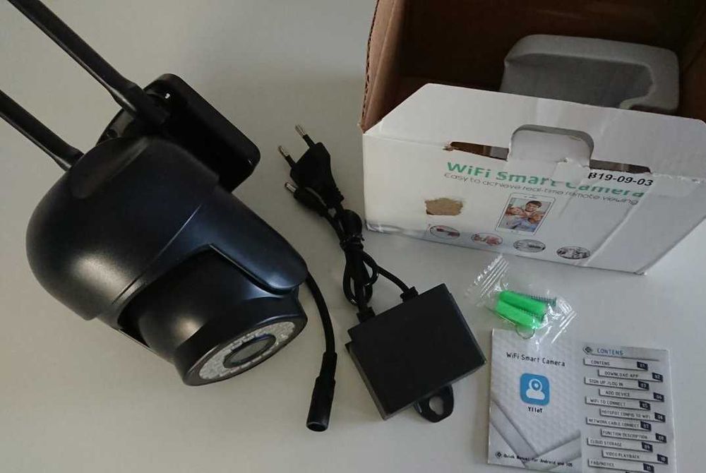 Câmara de segurança esférica Wi-Fi (PTZ, 360º) – exterior ou interior