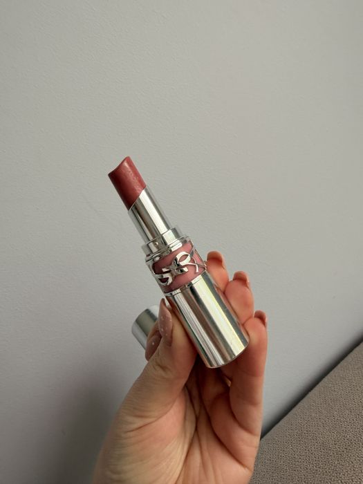 Szminka yves saint laurent 214 wet guava