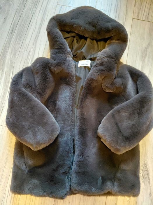 Sprzedam futerko zara 134