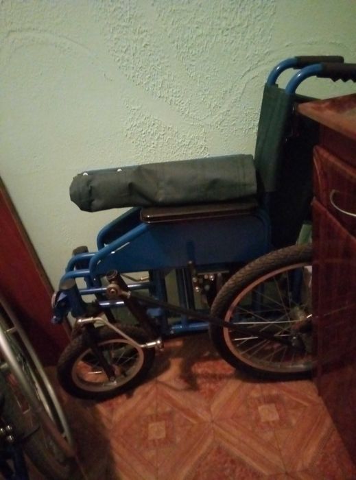 Прокат инвалидных колясок -комнатных и дорожных от суток и далее ...