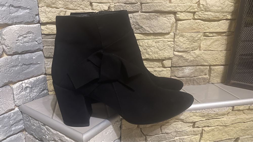 Замшеві напівчеревики, ботики