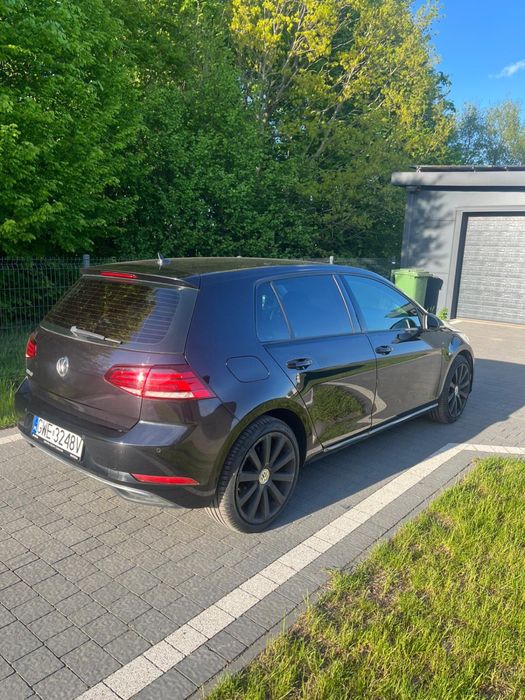 Volkswagen Golf VII