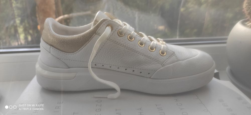 Продам кеди Geox, 38 розмір в ідеальному стані