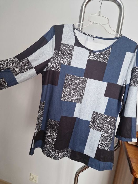 Bluzka dzianina L - XL rękaw 3/4