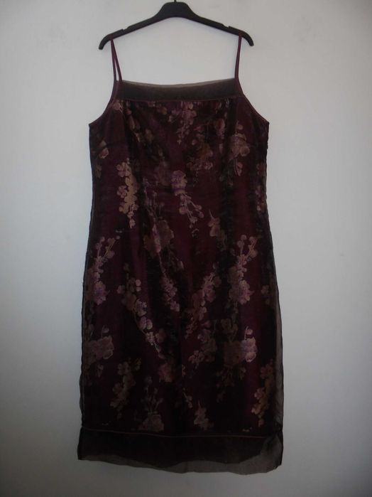 vestido de mulher muito clássico