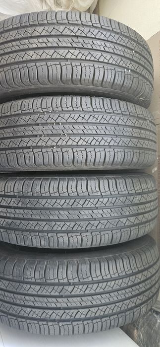 Продам шини Michelin 225/65/17 комплект (4 шт) Б/в