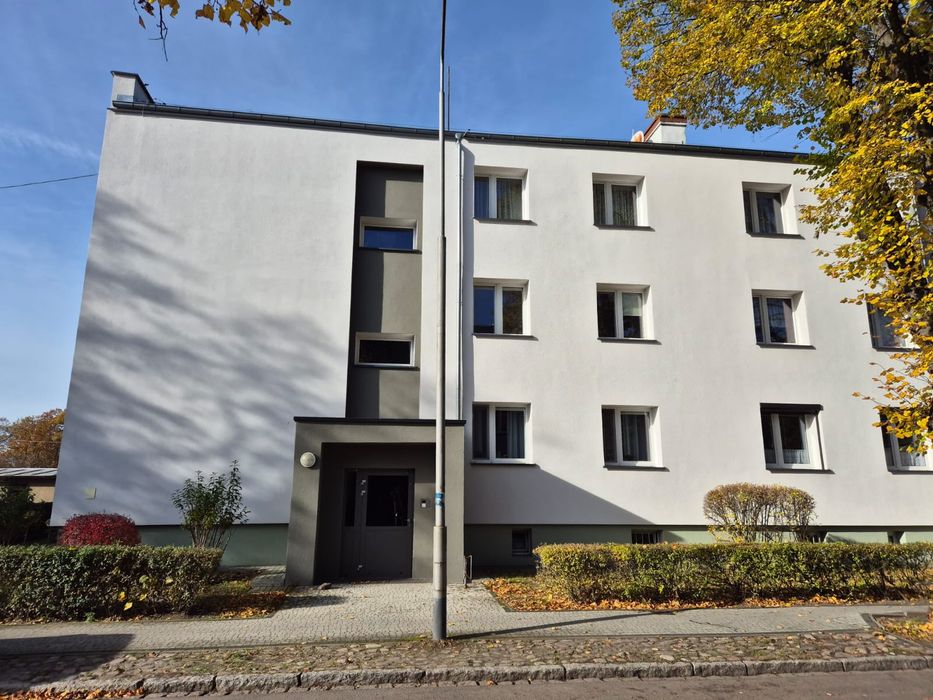 Mieszkanie 3 - pokojowe na 1 piętrze