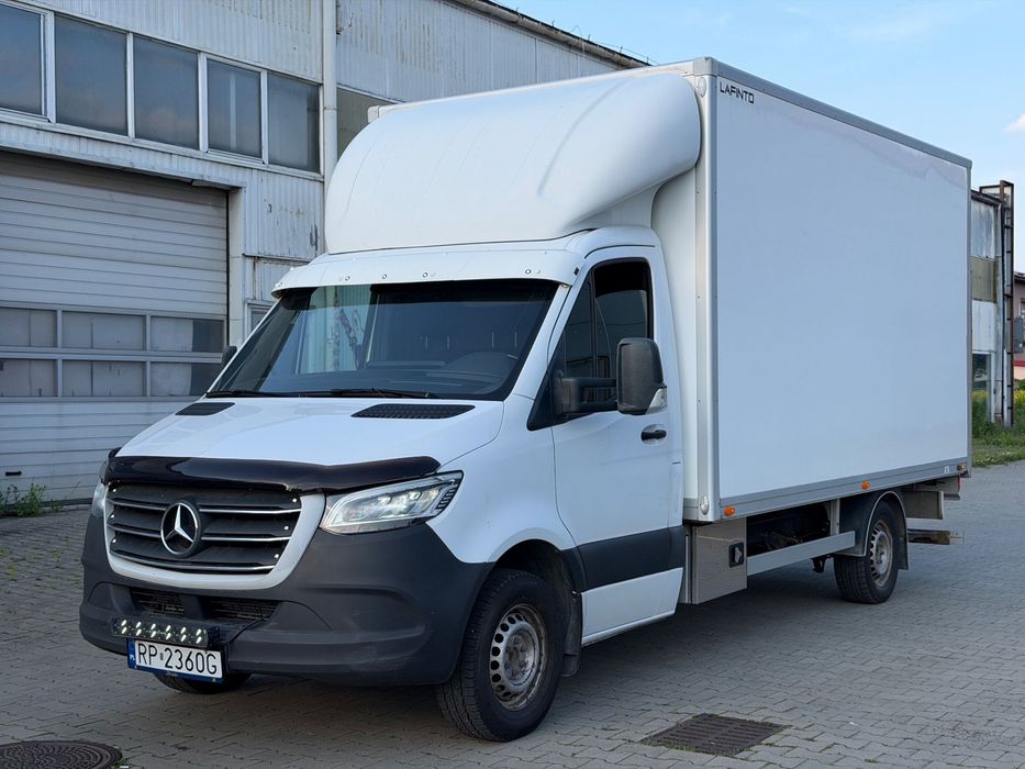 Mercedes-Benz SPRINTER 907  Mercedes-Benz Sprinter 2.2 CDI 163KM 7G-Tronic Kontener + Winda VAT 23