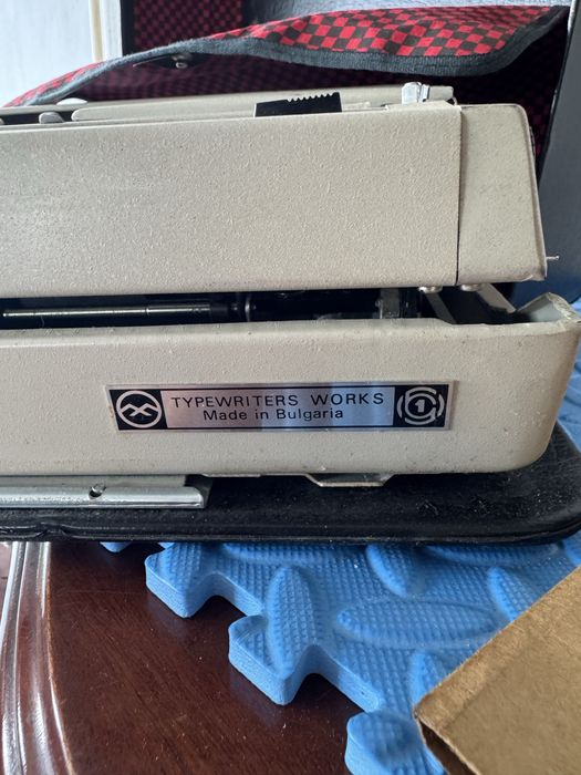 Maritsa 12 Typewriter468449398987827203