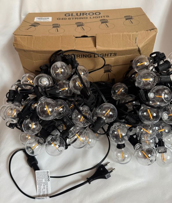 Zewnętrzne lampki strunowe 45,7 m z żarówkami 75+2 G40