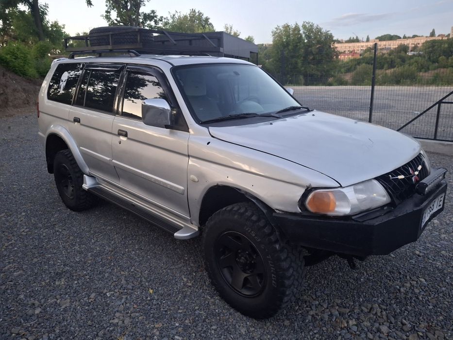 Продам Mitsubishi Pajero Sport
