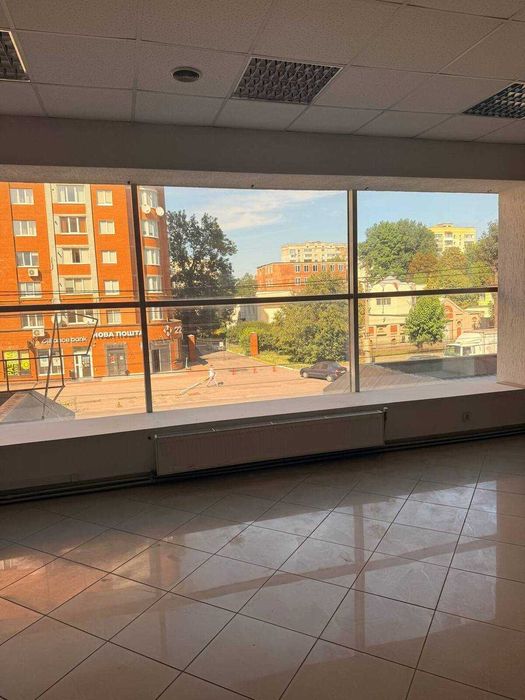 Продаж офісів. Інвестиційний обʼєкт. Ремонт. Дахова котельня. Сонячні панелі.