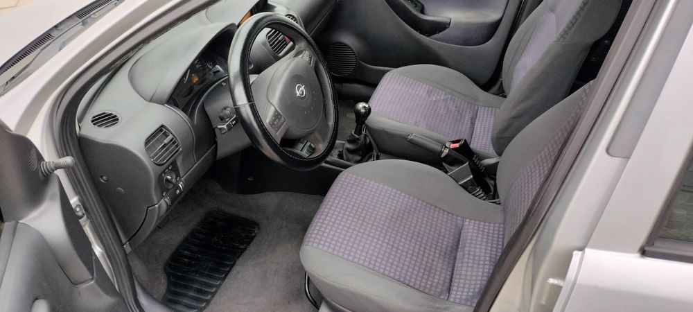 Opel Corsa 1.2 Comfort