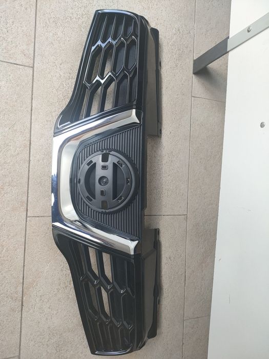 Grelha Frente Preta Com Friso Cromado NISSAN QASQHAI J10 2010 a 2013