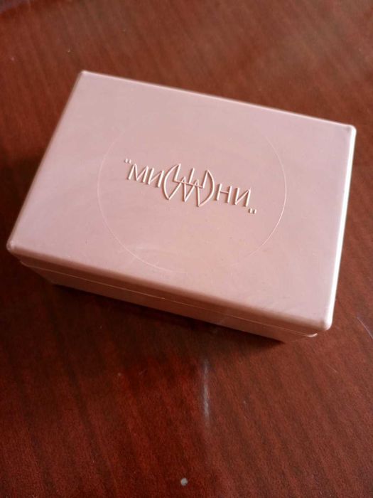 Міні-швейна машинка часів СРСР