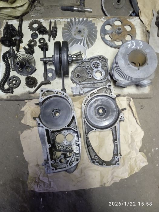 Продам запчасти на Иж планета СССР