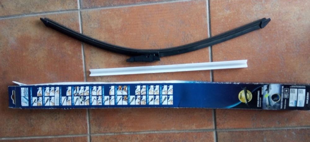 Escova limpa vidros Clio 3 Megane 3 Citroen C3