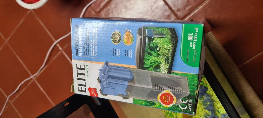 Vendo Aquário peixes