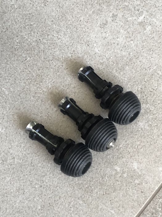 Manfrotto 055XB + головка 327RC2 + шипы, Gitzo GT2540LLVL