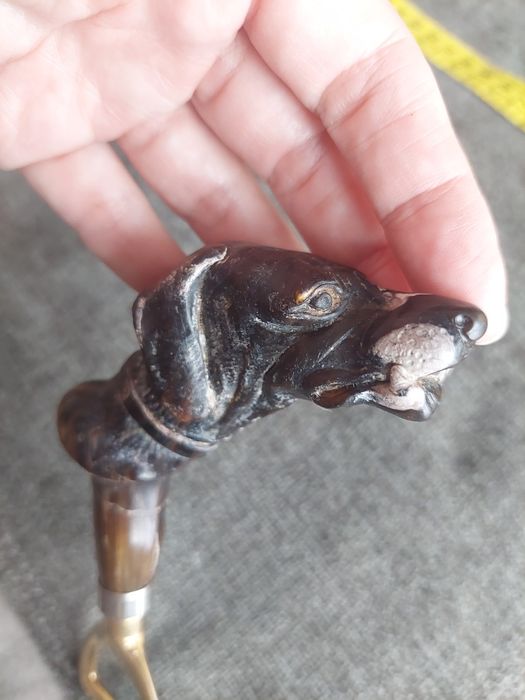 Abre-cápsulas vintage cão